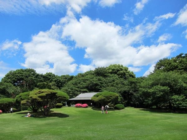 言の葉の庭 の聖地巡礼 あの東屋はどこにある おすすめ聖地をご紹介